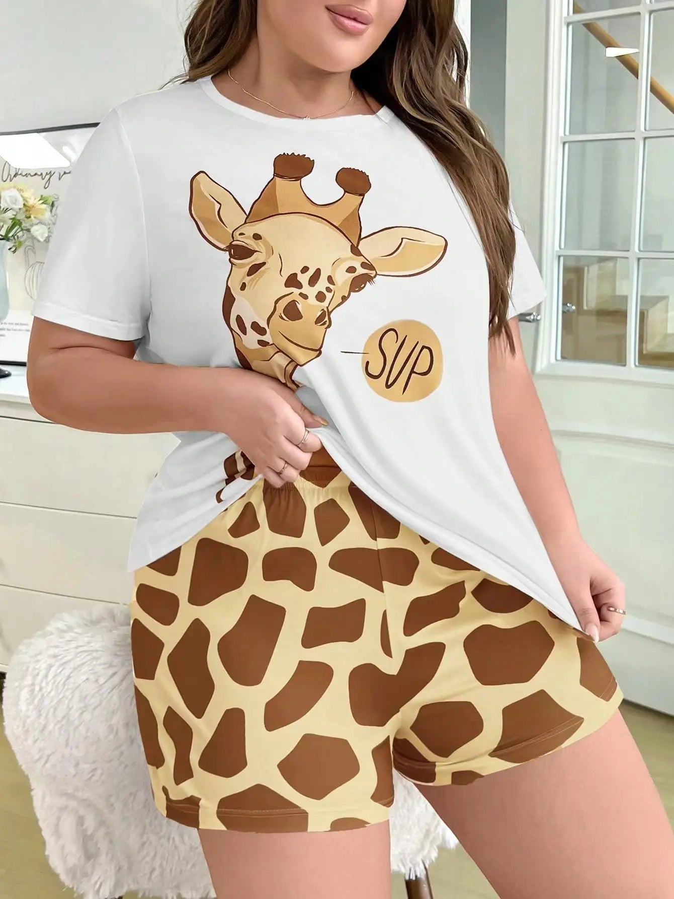 Saviig Giraffe Print Milk Silk Pajama Set for Plus Size Women