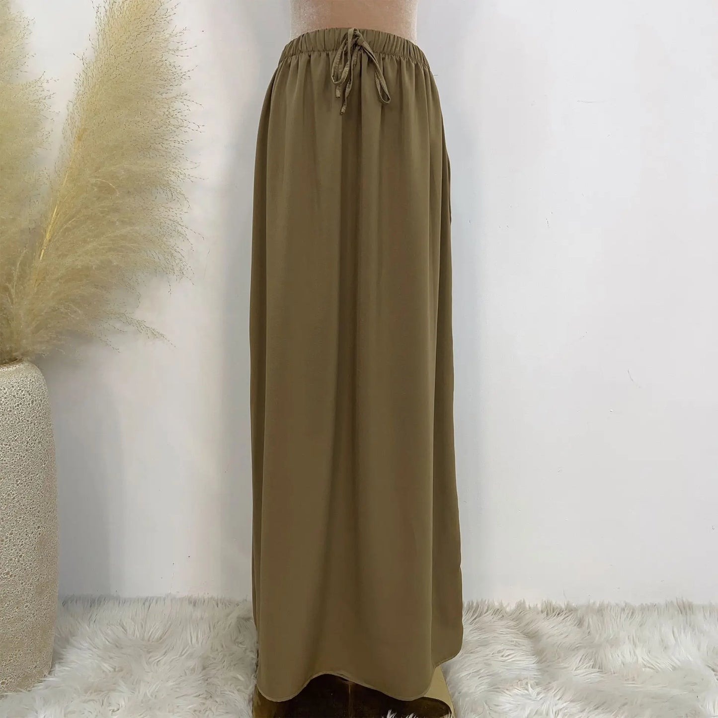 Saviig Satin Jilbab Set, Smocked Abaya, Khimar, Side Pocket Skirt