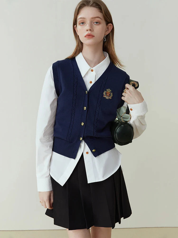 Saviig Knitted V-Neck Waistcoat for Women, Spring/Autumn 2023 Collection