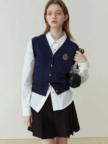 Saviig Knitted V-Neck Waistcoat for Women, Spring/Autumn 2023 Collection