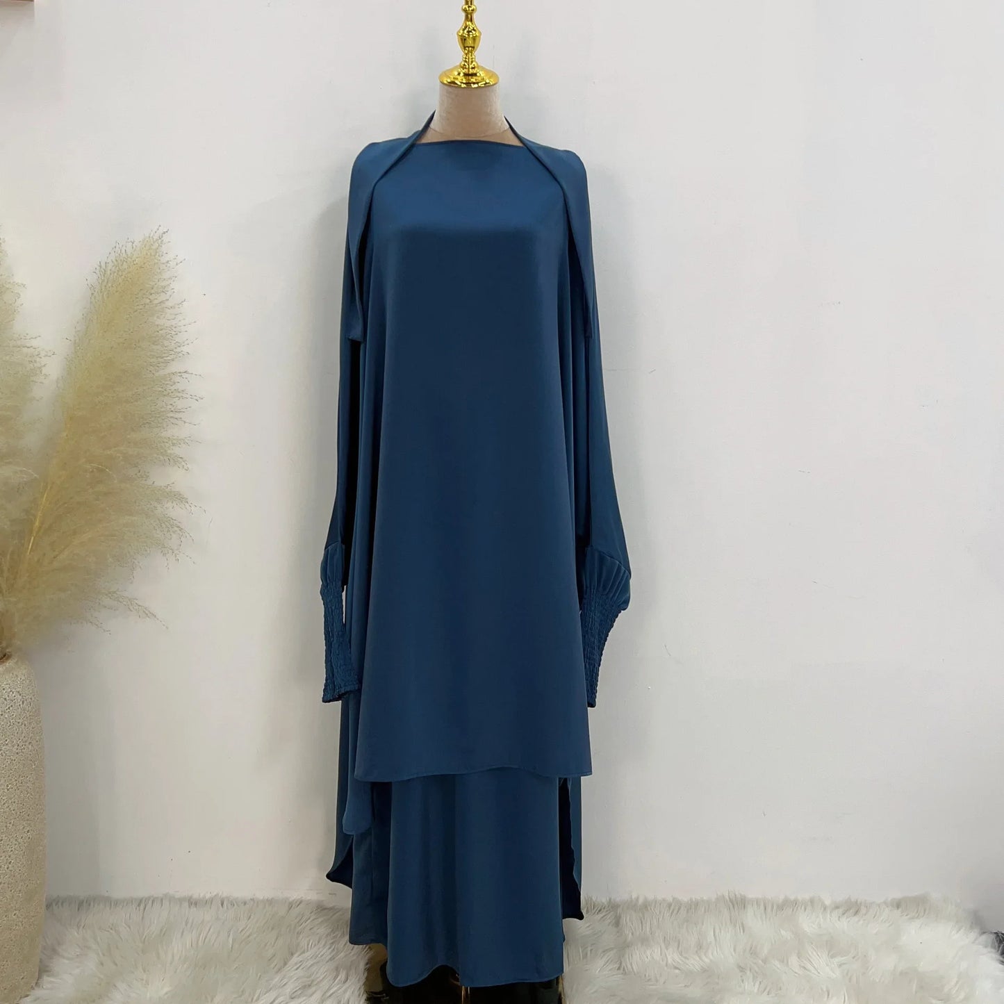 Saviig Satin Jilbab Set, Smocked Abaya, Khimar, Side Pocket Skirt